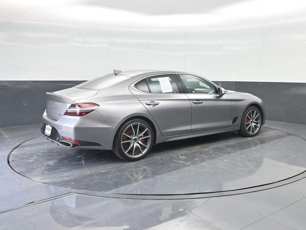 Used 2025 Genesis G70 2.5T image 6