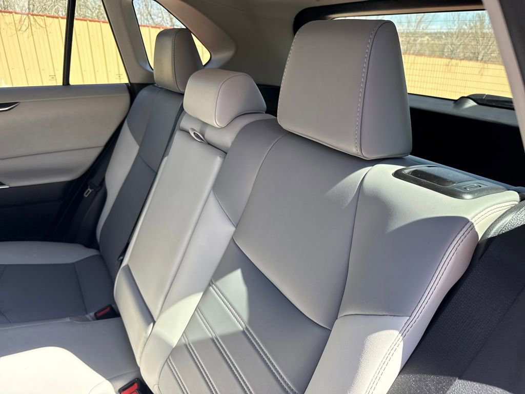 Used 2019 Toyota RAV4 XLE Premium w/ Cold Weather Package image 20