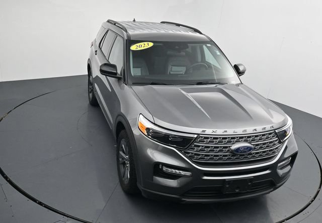 Certified 2023 Ford Explorer XLT w/ Equipment Group 202A AWD/4WD image 24
