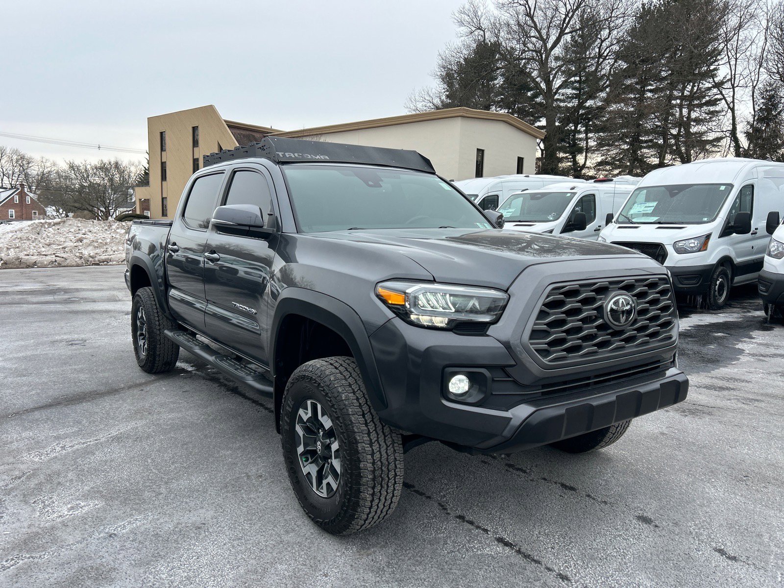 Used 2023 Toyota Tacoma TRD Off-Road image 3
