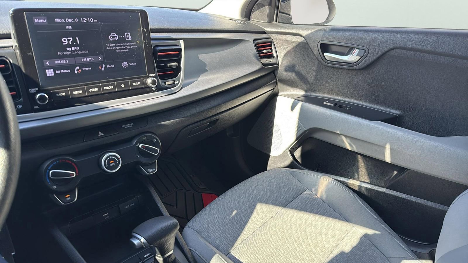 Used 2022 Kia Rio S image 20