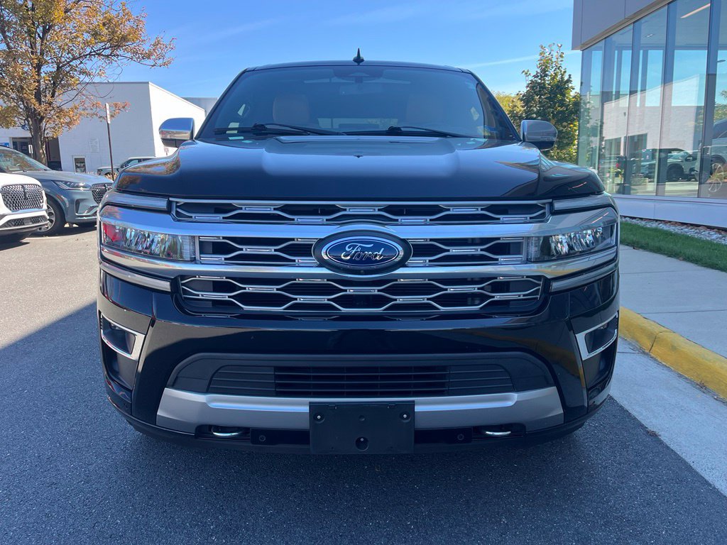 Certified 2023 Ford Expedition Platinum AWD/4WD image 2