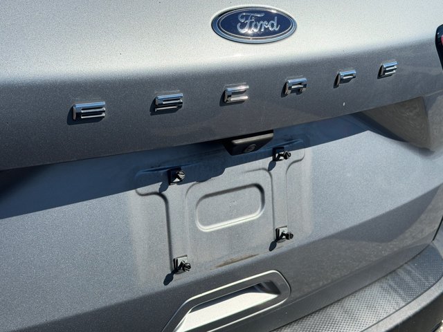 Certified 2022 Ford Escape SE w/ SE Sport Appearance Package FWD image 15
