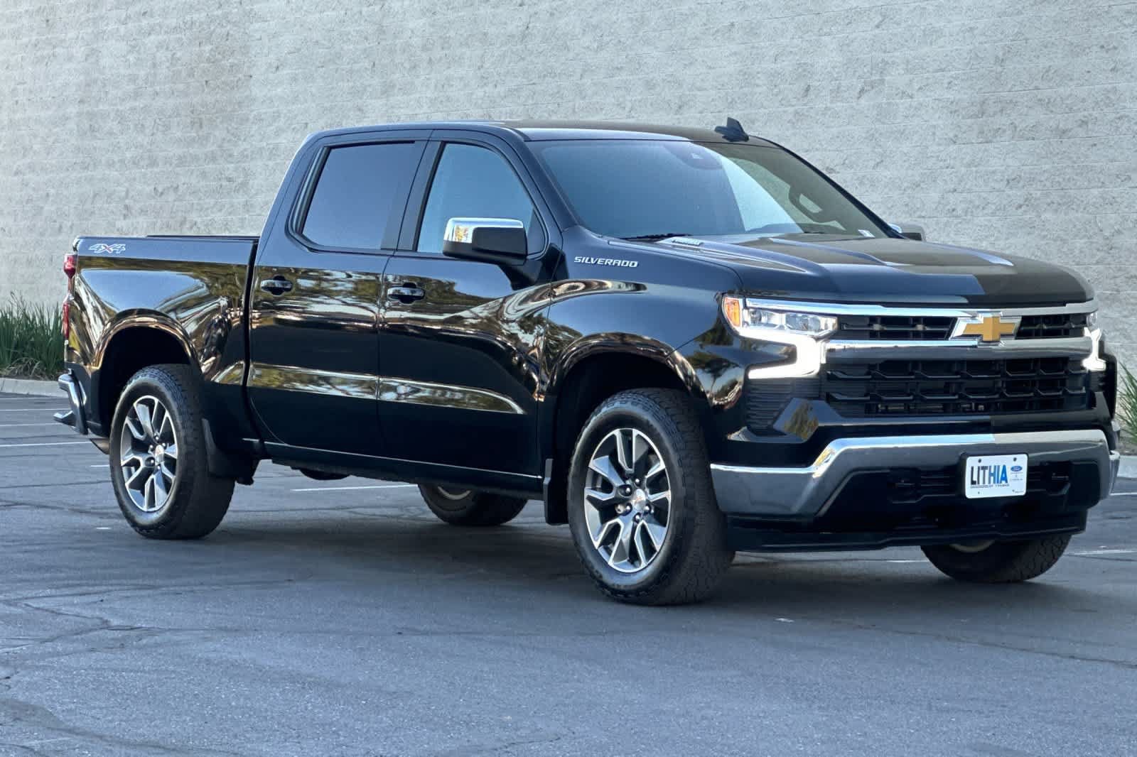 Used 2026 Chevrolet Silverado 1500 LT AWD/4WD image 10