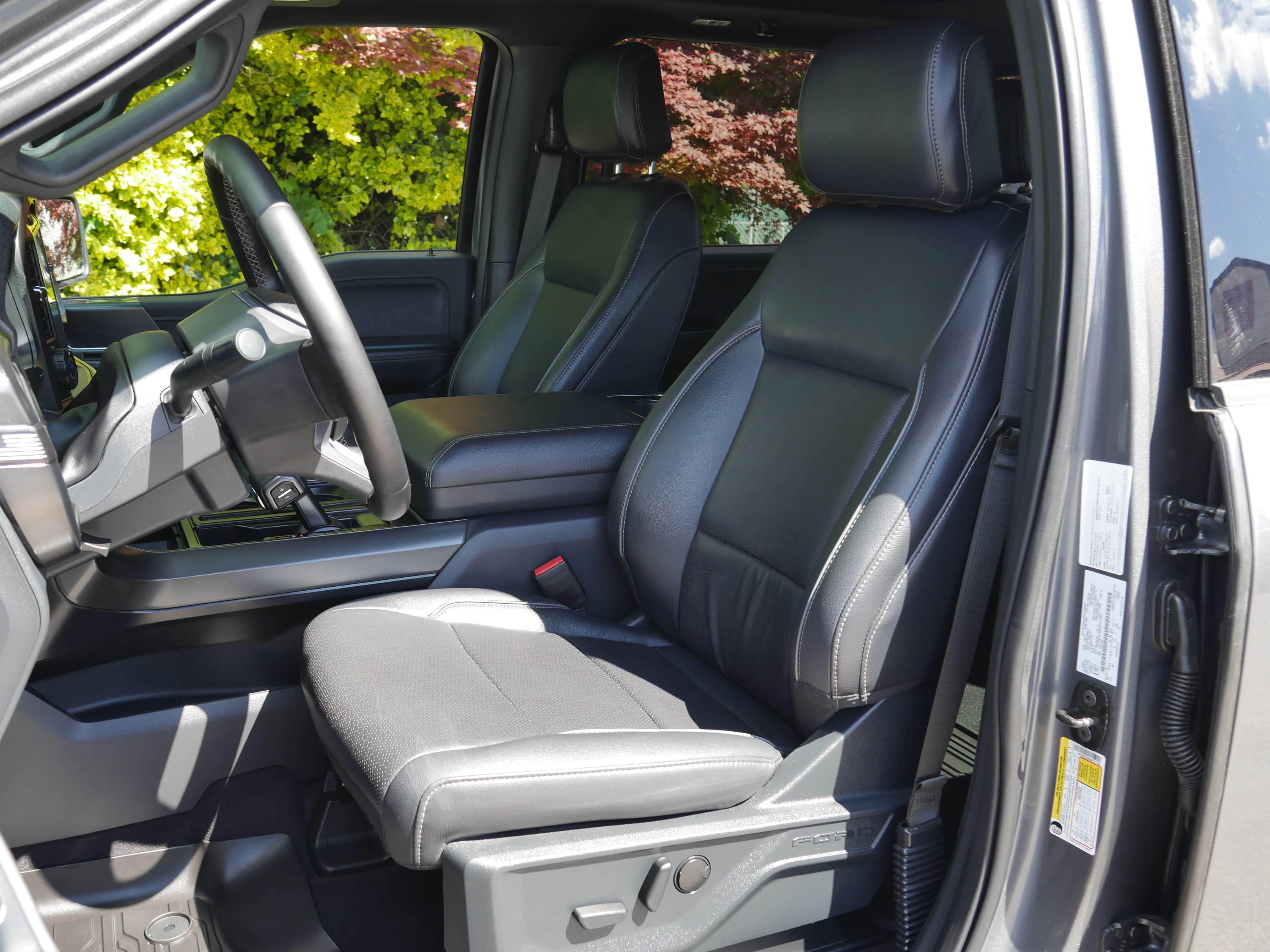 Certified 2025 Ford F150 Lariat AWD/4WD image 38