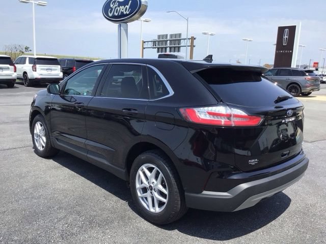 Certified 2023 Ford Edge SEL w/ Convenience Package AWD/4WD image 5
