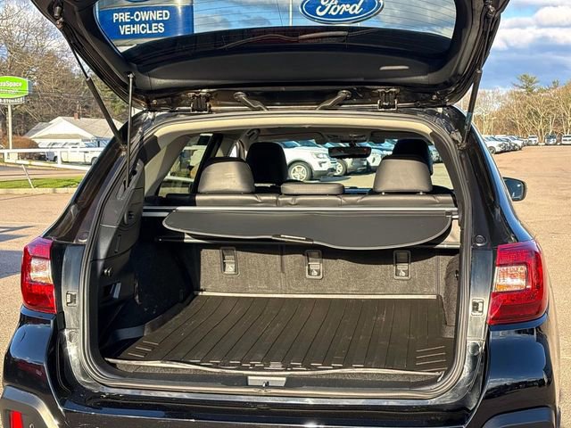 Used 2019 Subaru Outback 2.5i Limited AWD/4WD image 12