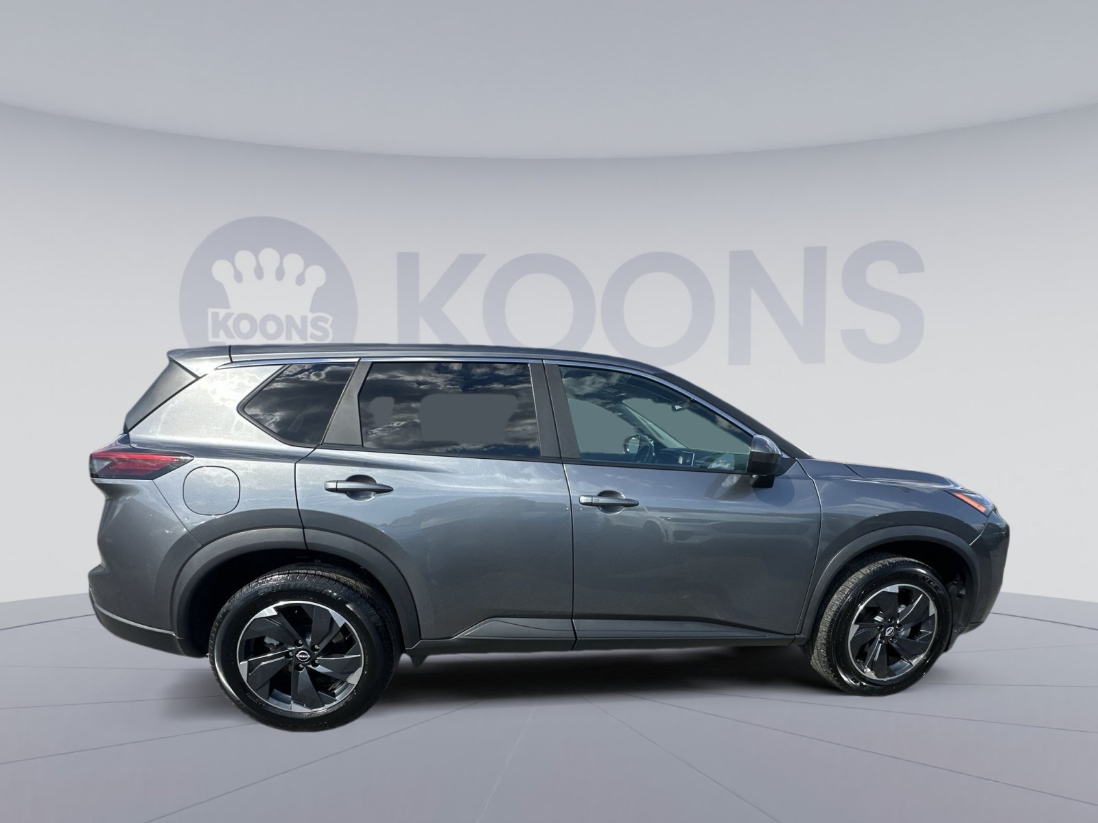 Used 2024 Nissan Rogue SV AWD/4WD image 17