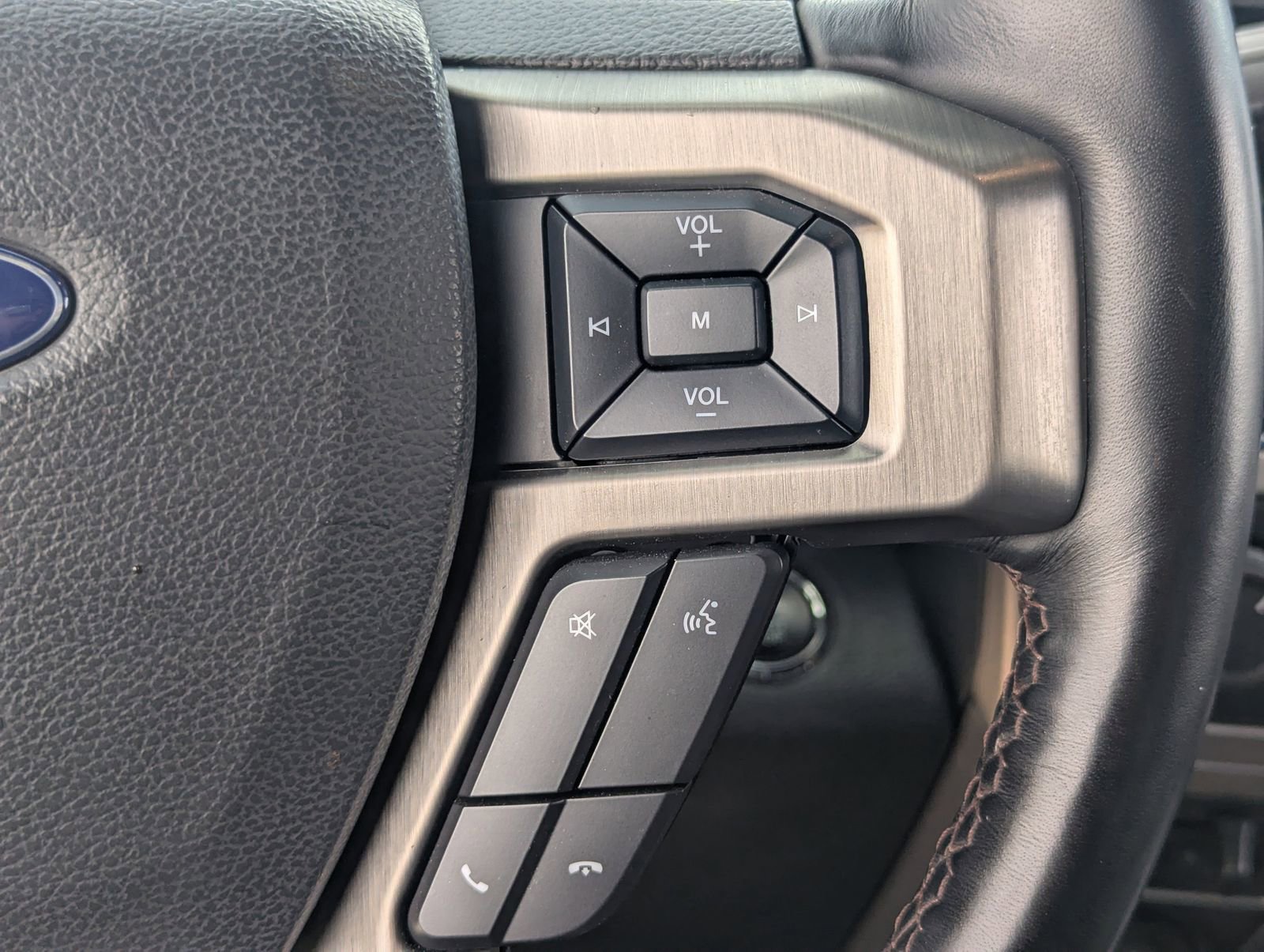 Certified 2022 Ford F450 Platinum AWD/4WD image 26