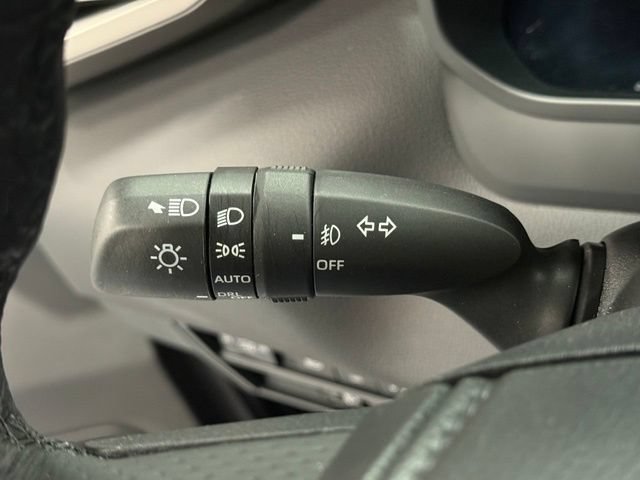 Used 2025 Toyota Tundra Limited w/ TRD Off-Road Package AWD/4WD image 22