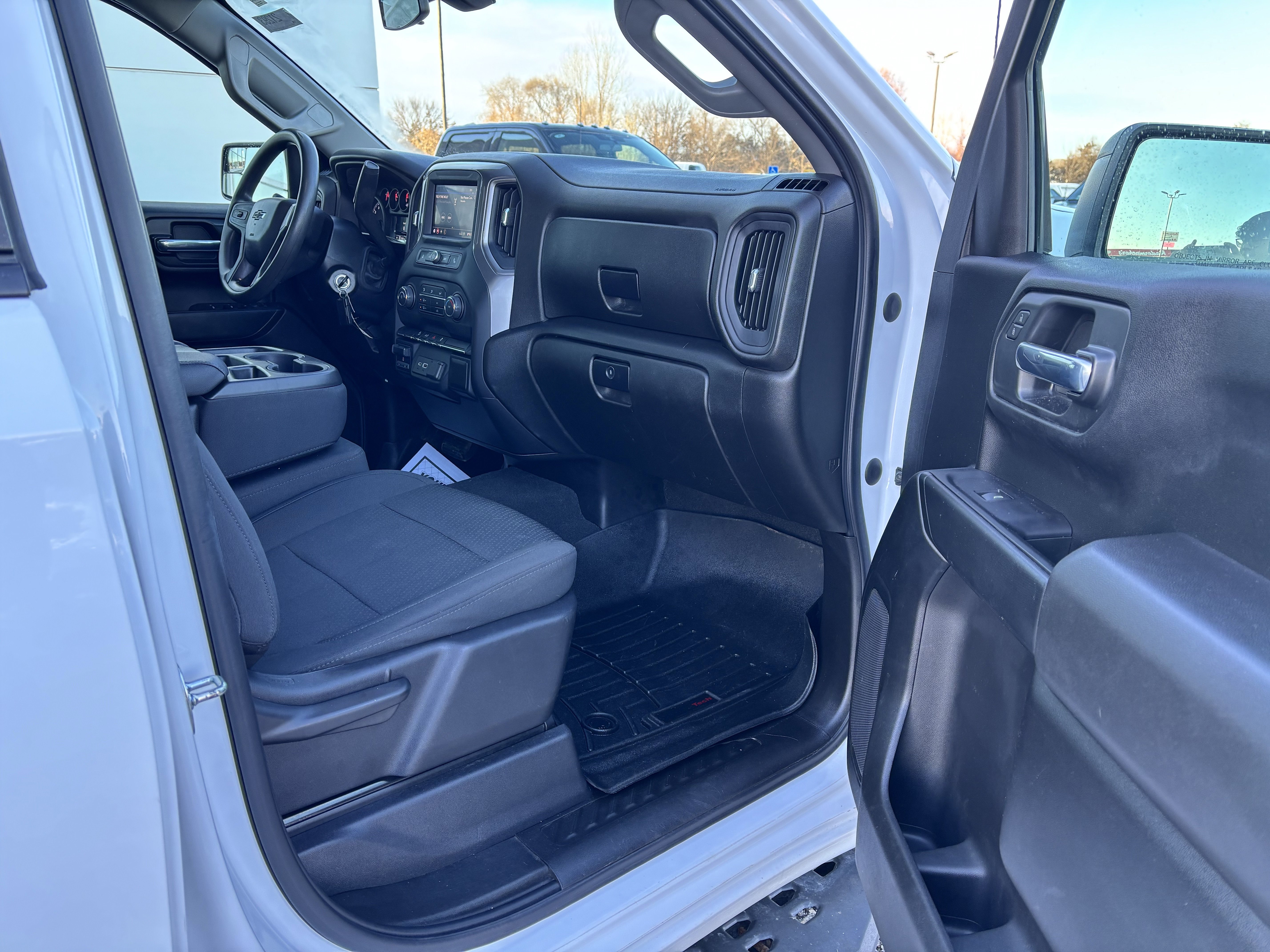 Used 2021 Chevrolet Silverado 1500 Custom Trail Boss image 16