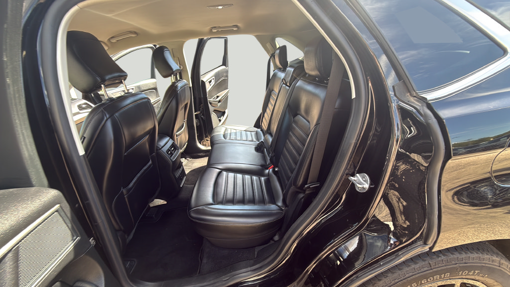 Certified 2024 Ford Edge SEL AWD/4WD image 33