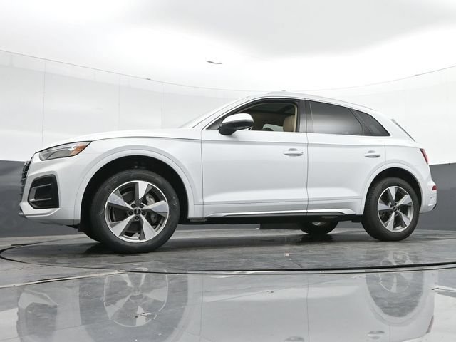 Used 2025 Audi Q5 Premium Plus w/ Premium Plus Package AWD/4WD image 38