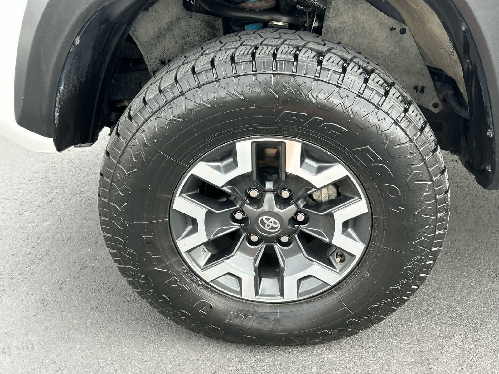 Used 2023 Toyota Tacoma TRD Off-Road image 14