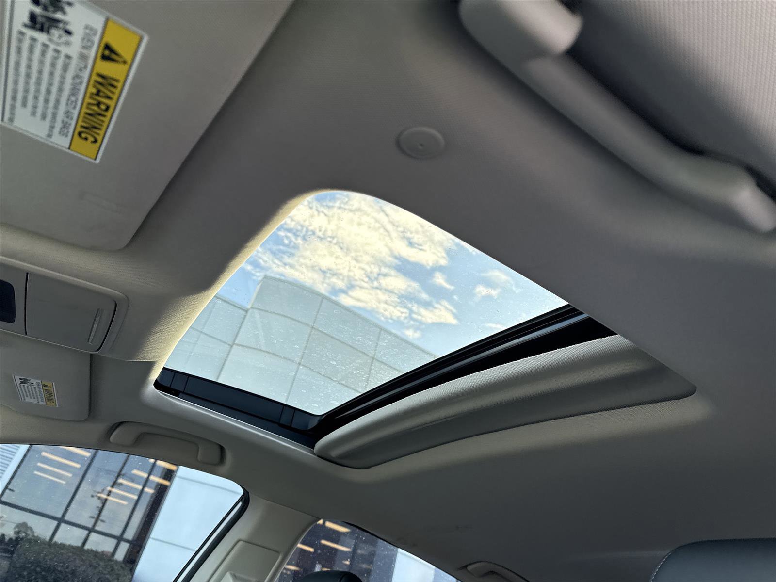 Used 2023 Honda Accord Touring image 11