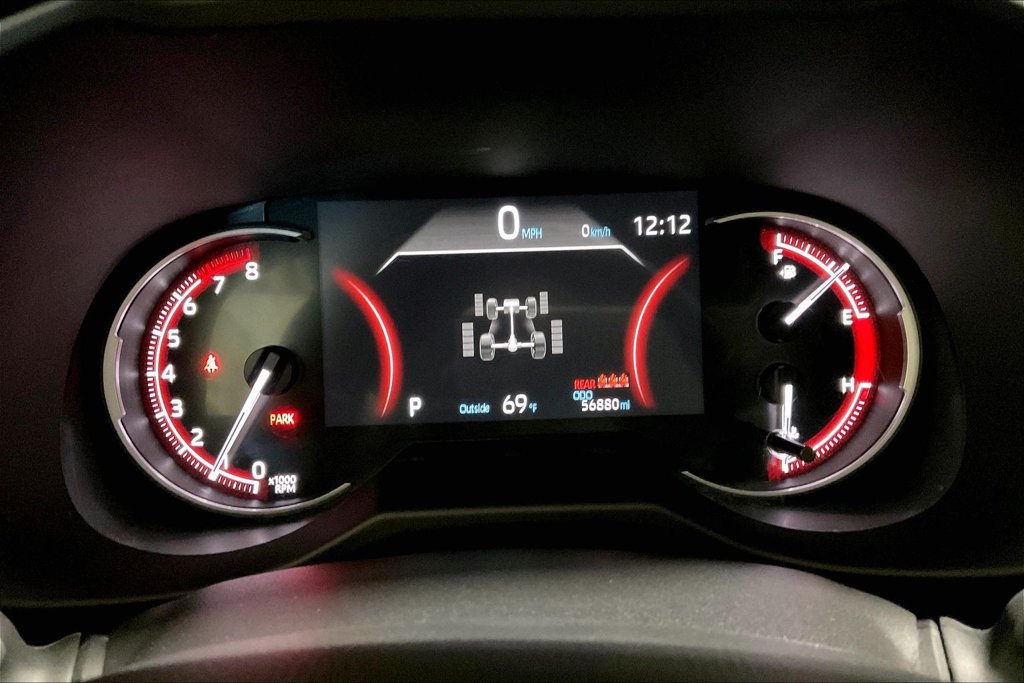 Used 2025 Toyota RAV4 LE AWD/4WD image 19