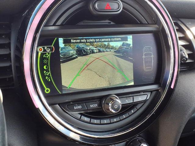 Used 2018 MINI Cooper Convertible image 13