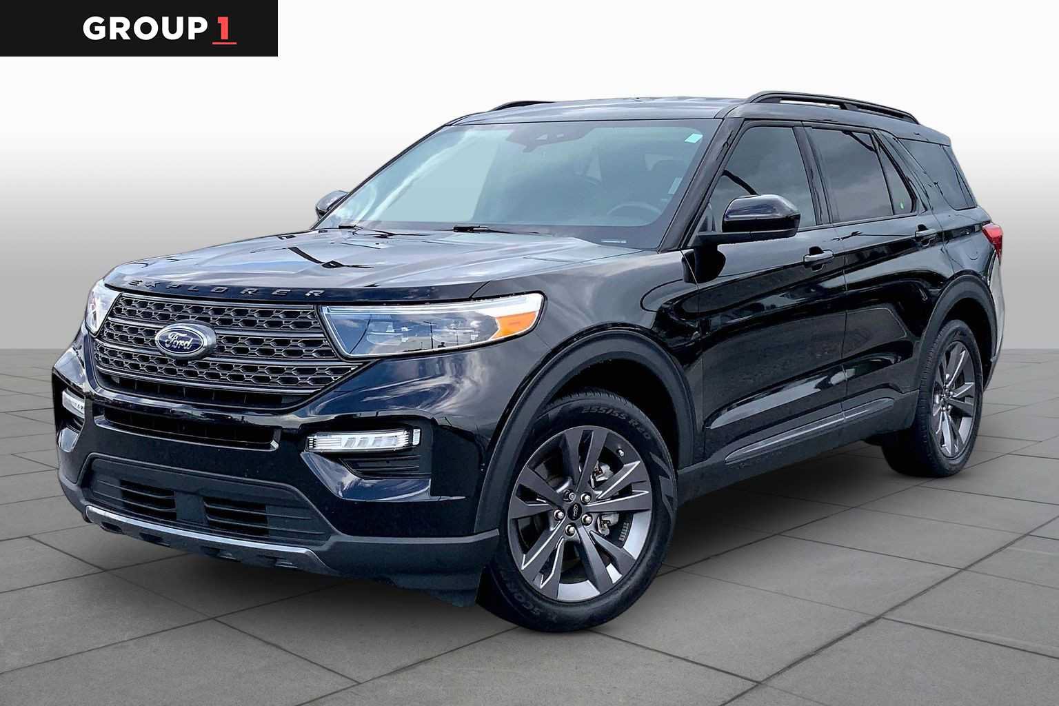 Certified 2023 Ford Explorer XLT w/ Equipment Group 202A