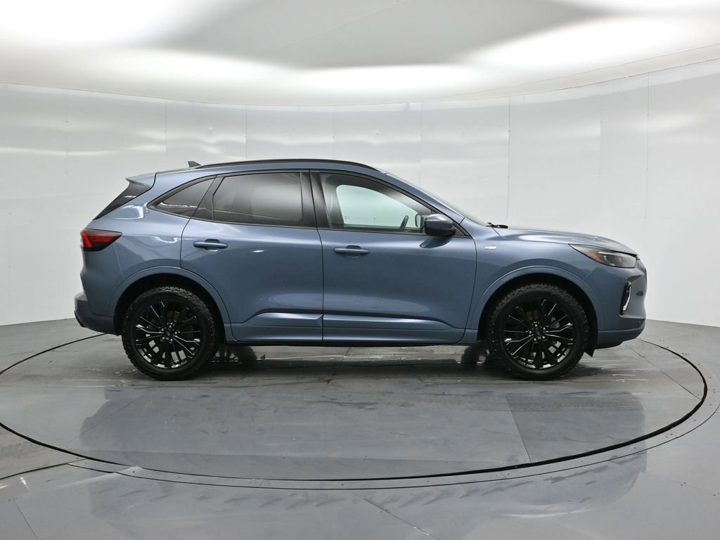 Certified 2023 Ford Escape ST-Line Elite image 7