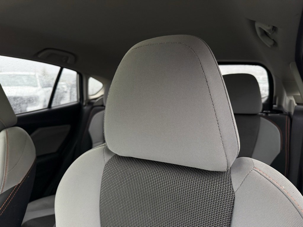 Used 2018 Subaru Crosstrek 2.0i Premium w/ Eyesight System image 23