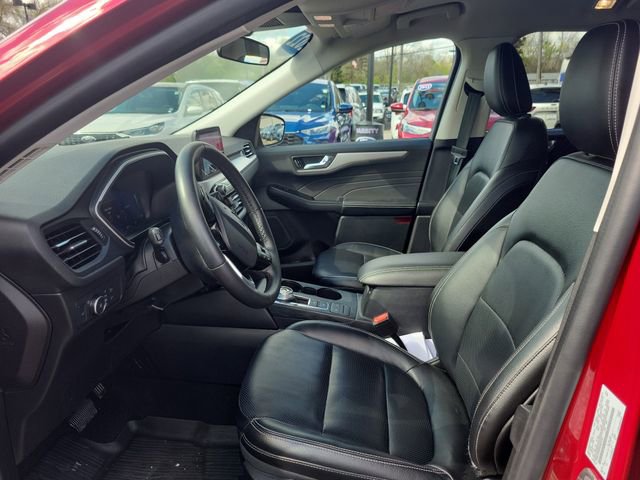 Certified 2022 Ford Escape SEL w/ Technology Package AWD/4WD image 14