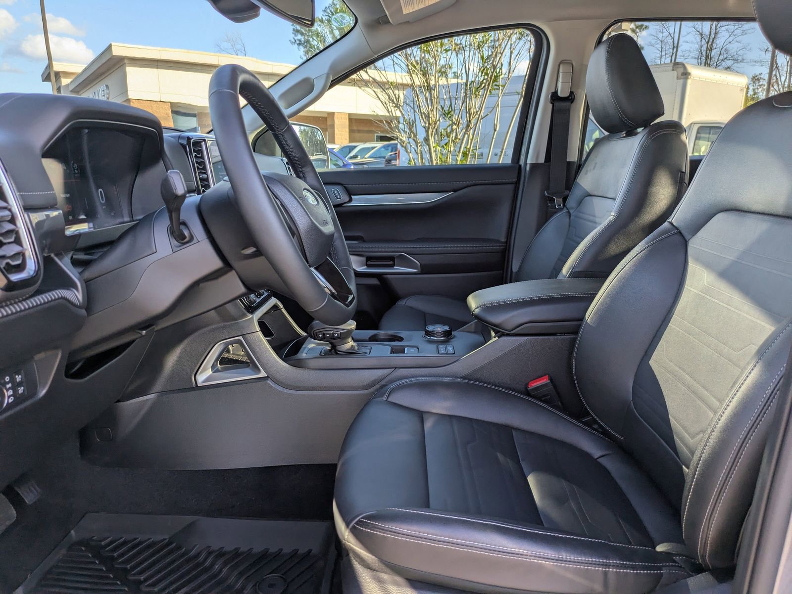 Certified 2024 Ford Ranger Lariat w/ FX4 Off-Road Package image 23