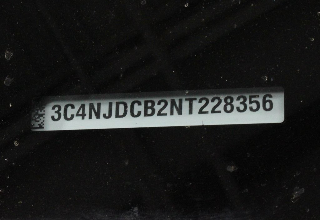 Used 2022 Jeep Compass Limited AWD/4WD image 29