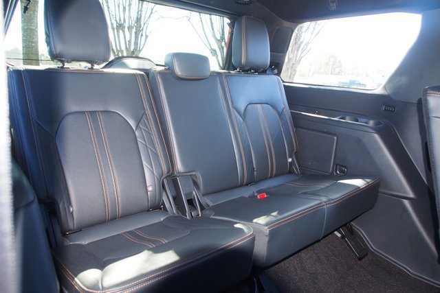 Certified 2023 Ford Expedition Platinum image 16