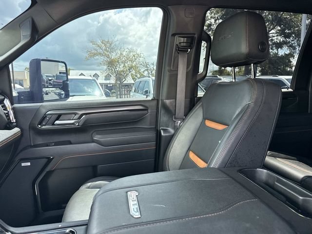 Used 2025 GMC Sierra 2500 AT4 w/ AT4 Premium Plus Package AWD/4WD image 15