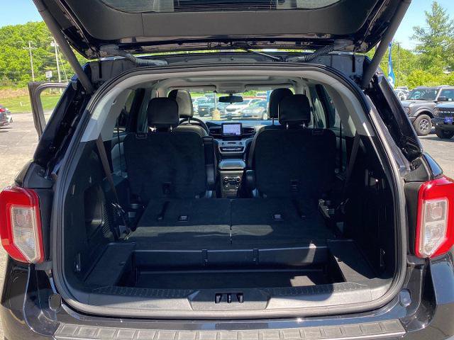 Certified 2023 Ford Explorer XLT w/ Equipment Group 202A AWD/4WD image 25