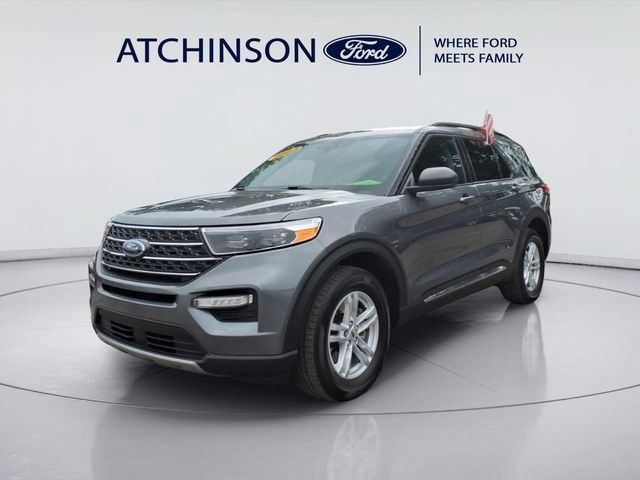 Certified 2023 Ford Explorer XLT w/ Equipment Group 202A AWD/4WD image 1