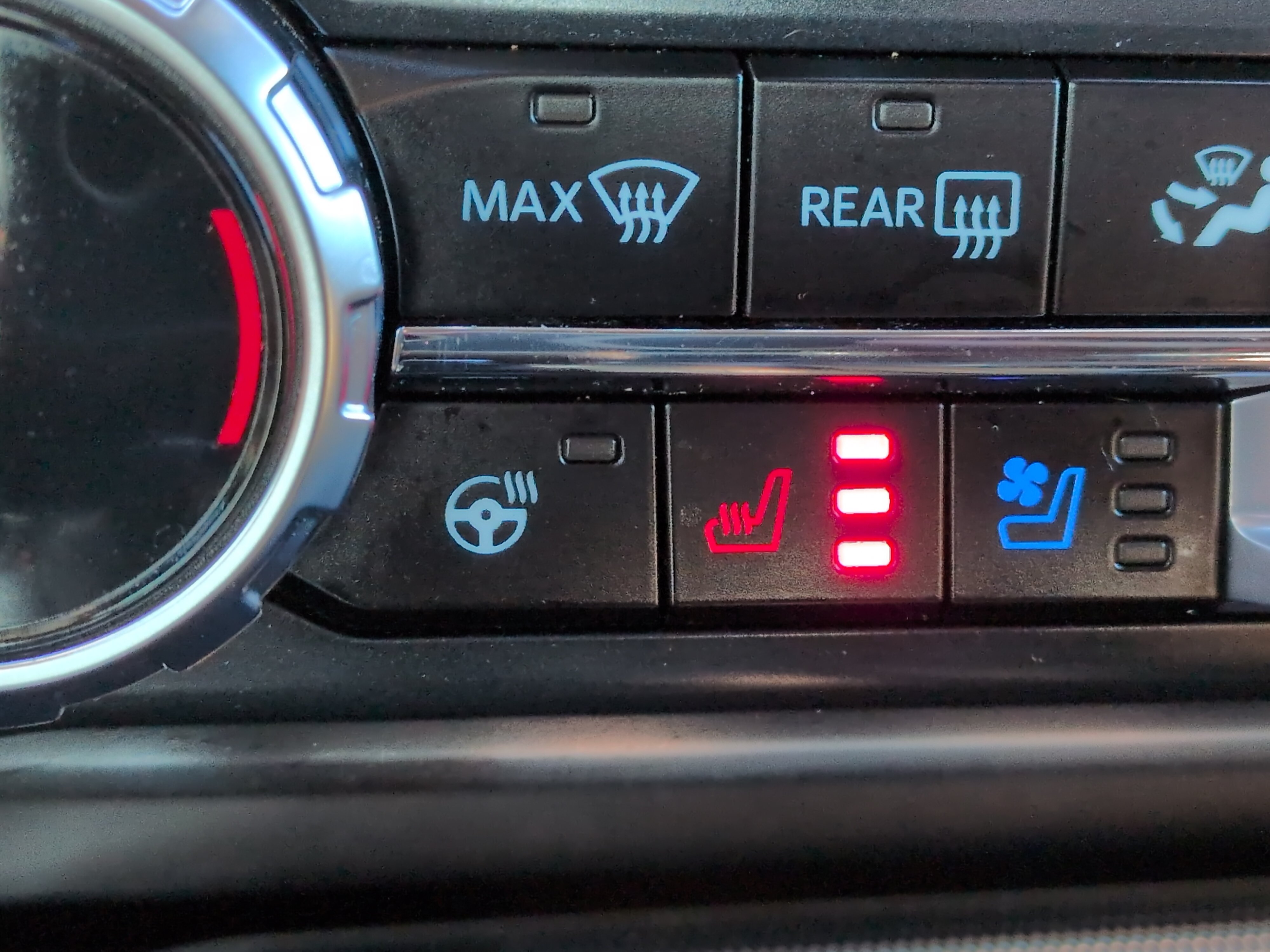 Certified 2025 Ford F150 King Ranch AWD/4WD image 22