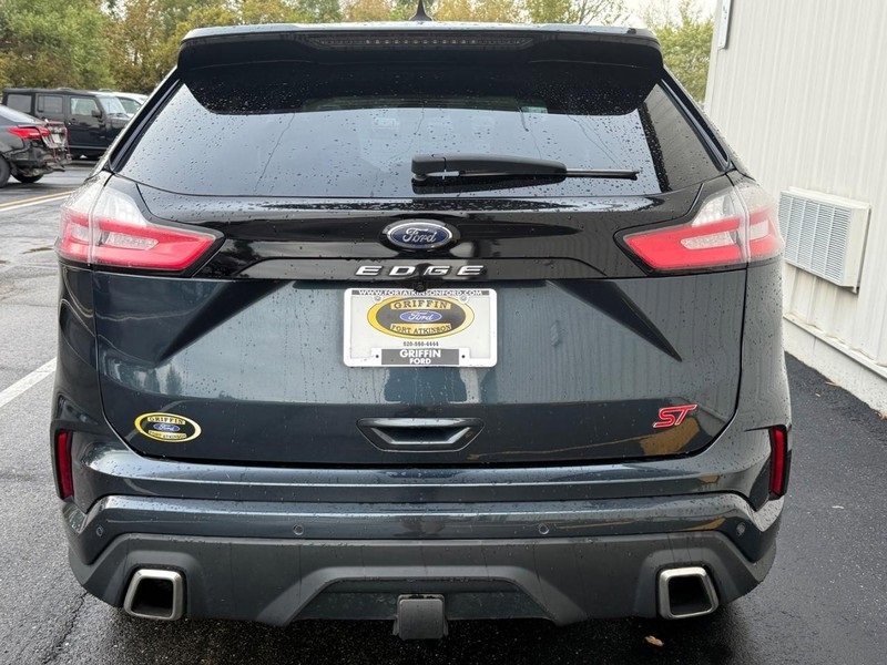 Certified 2022 Ford Edge ST w/ Equipment Group 401A image 4