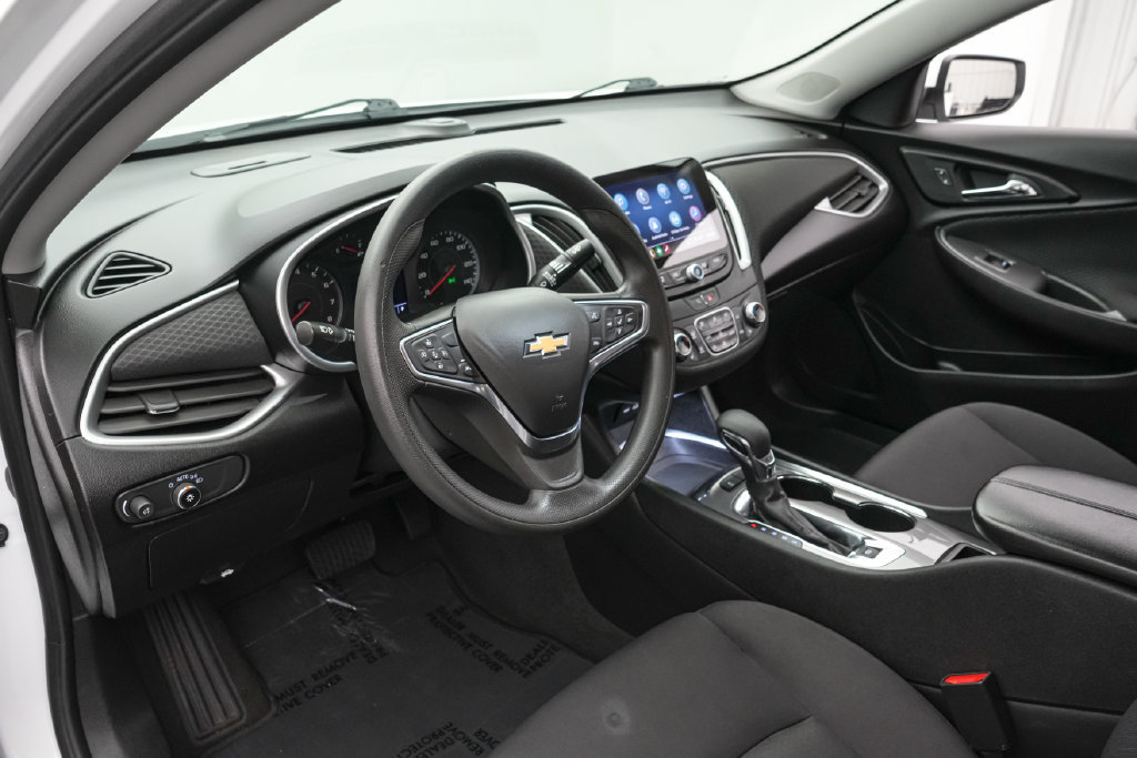 Used 2024 Chevrolet Malibu LT FWD image 12