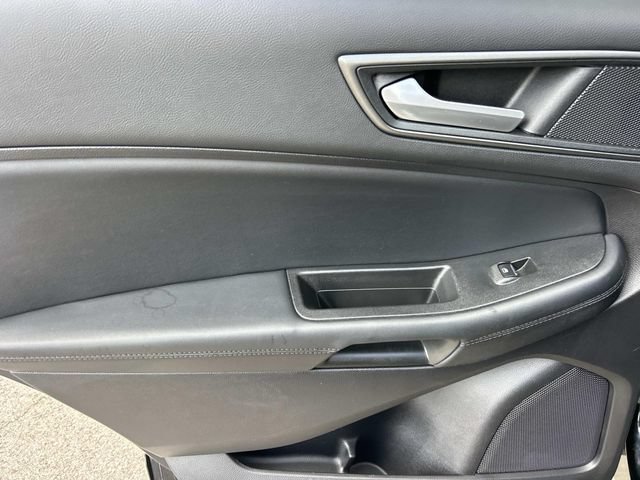 Certified 2021 Ford Edge SE FWD image 16