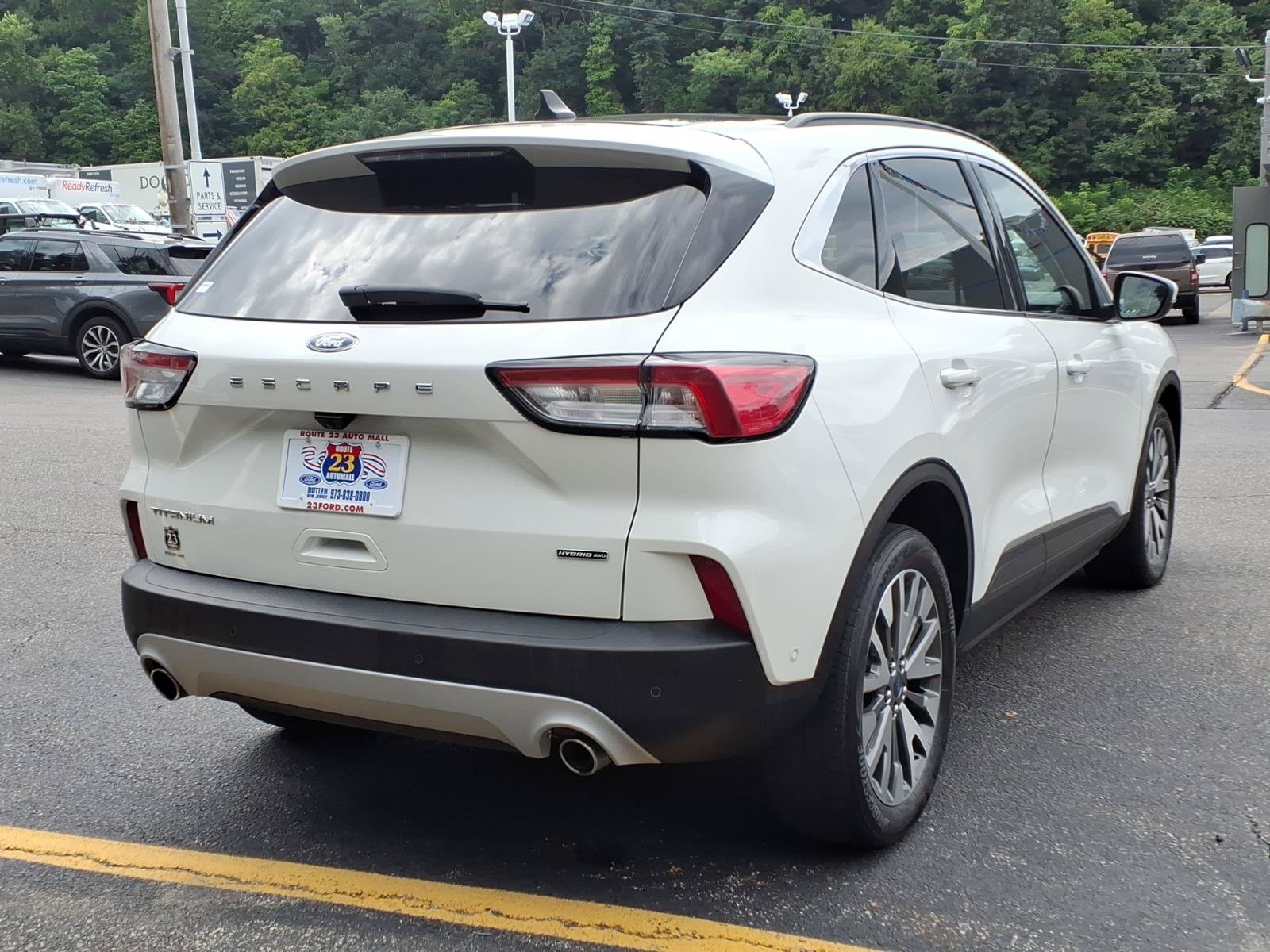 Certified 2020 Ford Escape Titanium AWD/4WD image 8