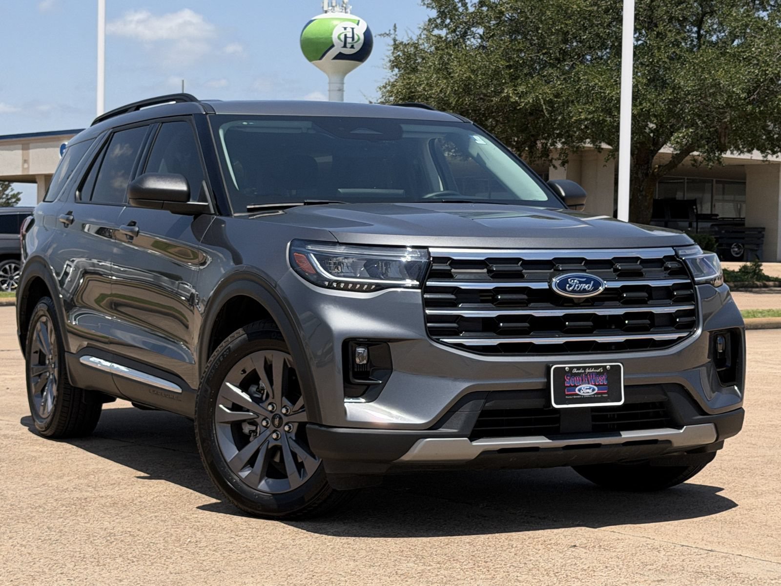 Certified 2025 Ford Explorer Active w/ Active Comfort Package AWD/4WD video 2