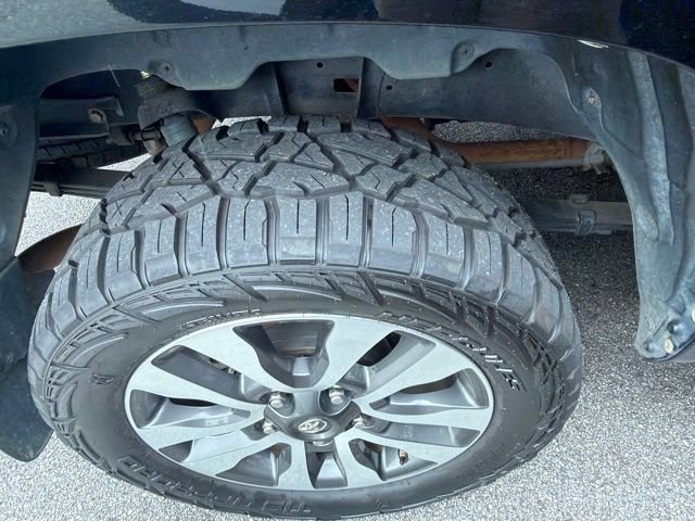 Used 2020 Toyota Tundra Limited w/ Limited Premium Package RWD image 15