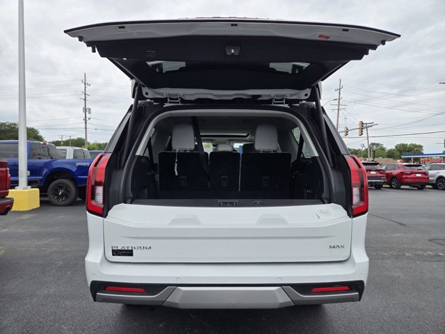 Certified 2025 Ford Expedition Max Platinum w/ Driver's Package AWD/4WD image 33