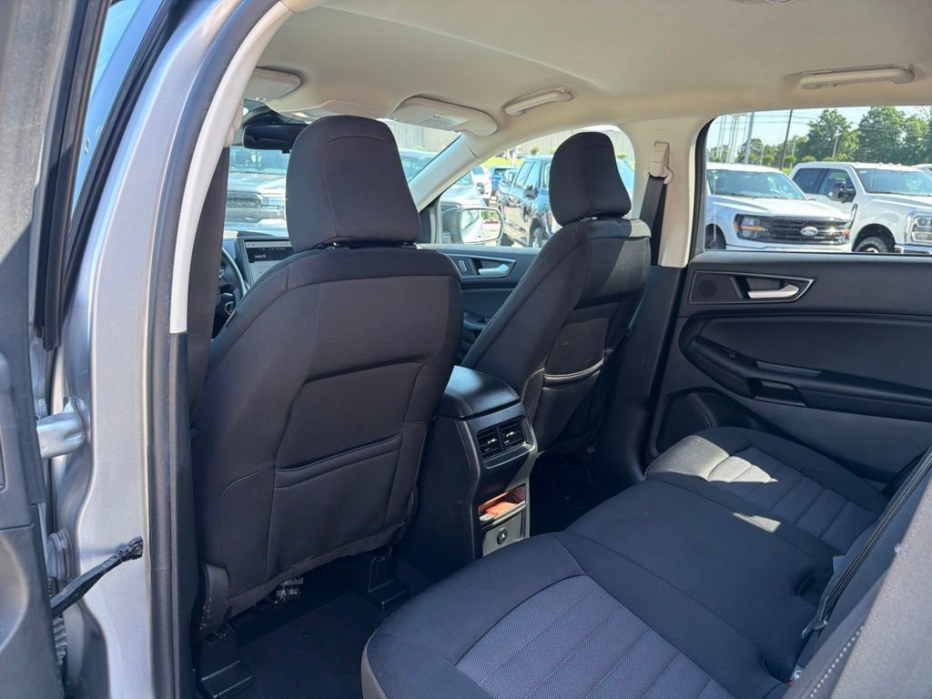 Certified 2023 Ford Edge SE w/ Cargo Accessory Package AWD/4WD image 16