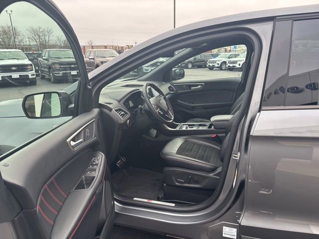 Certified 2024 Ford Edge ST-Line image 13