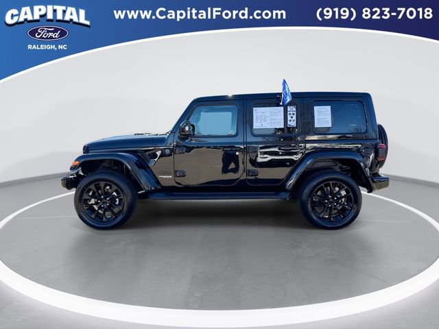 Used 2022 Jeep Wrangler Unlimited Sahara image 3
