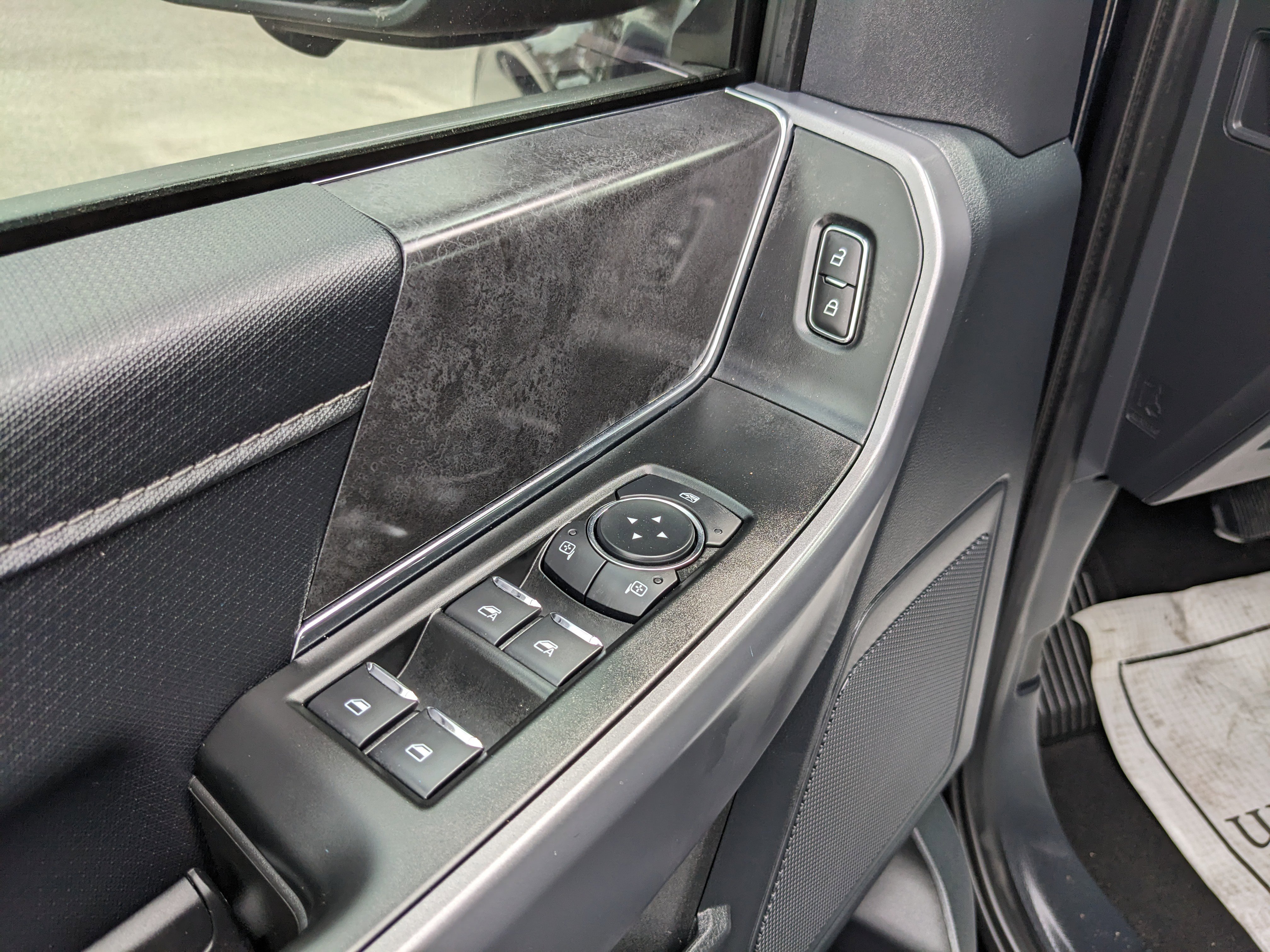 Certified 2025 Ford F150 XLT w/ Equipment Group 302A MID image 19