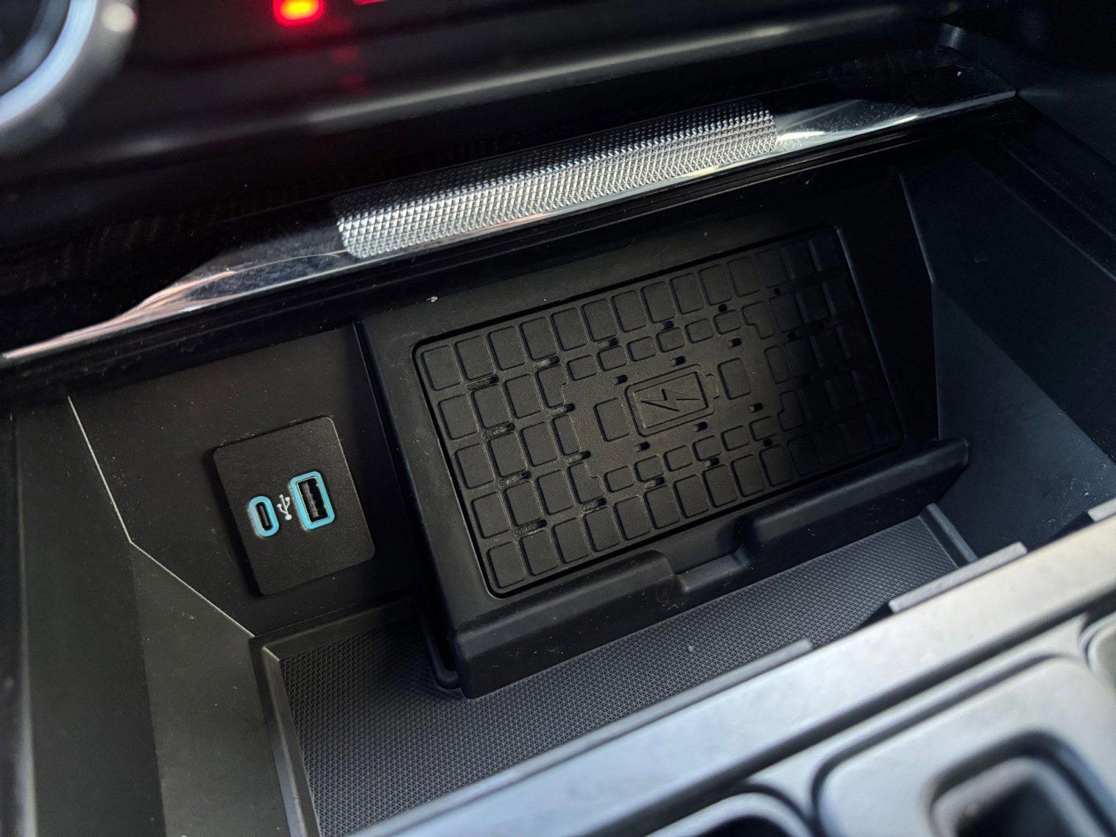 Certified 2023 Ford F150 Platinum w/ Equipment Group 701A High image 27