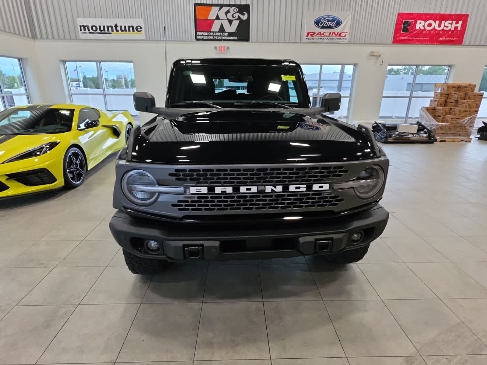 Certified 2023 Ford Bronco Badlands AWD/4WD image 3
