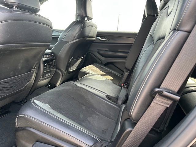 Used 2024 Jeep Grand Cherokee L Laredo AWD/4WD image 14