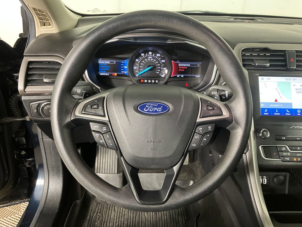 Certified 2020 Ford Fusion SE image 17
