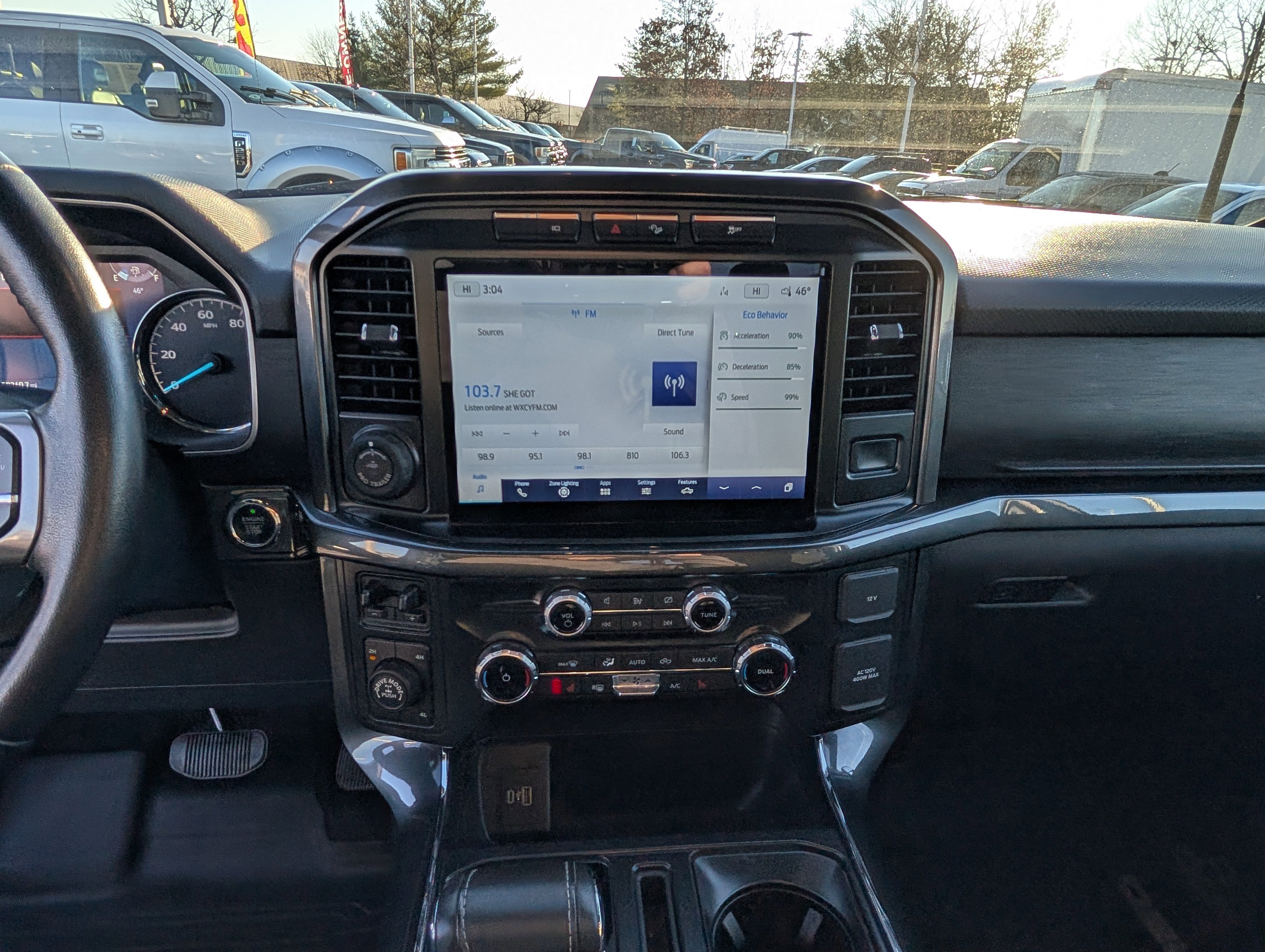 Certified 2022 Ford F150 XLT w/ Equipment Group 302A High image 18