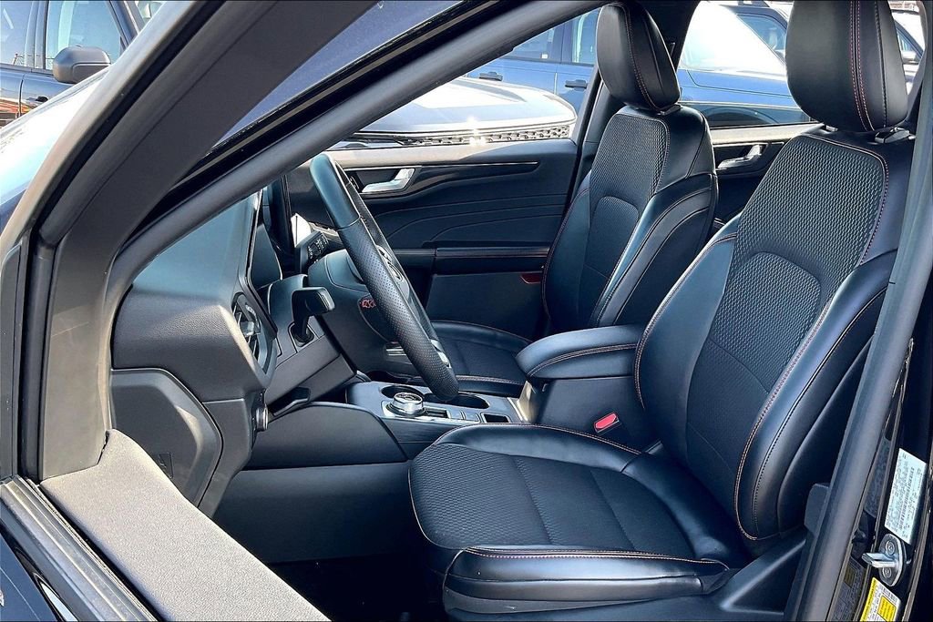 Certified 2024 Ford Escape ST-Line w/ Tech Pack #1 image 22