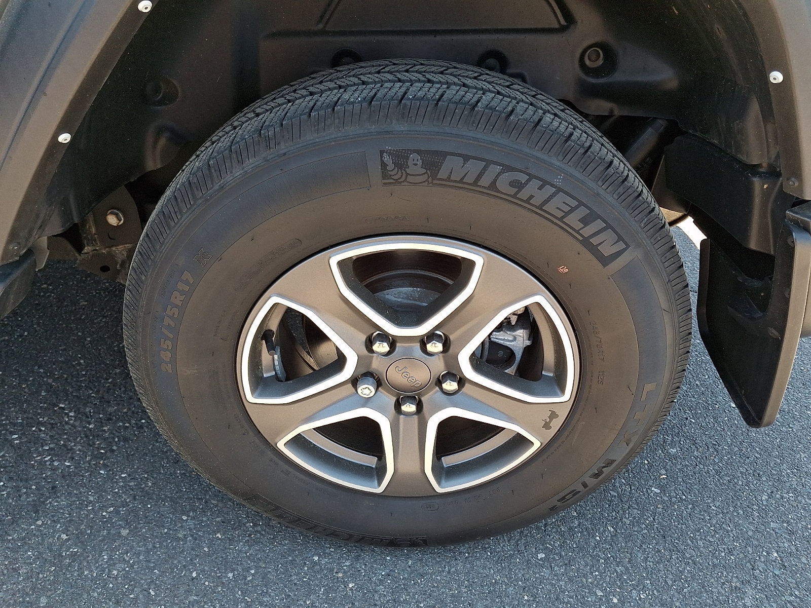 Used 2021 Jeep Wrangler Unlimited Sport AWD/4WD image 28